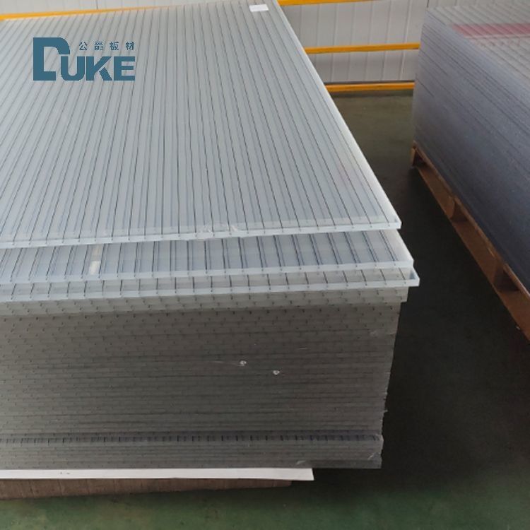 듀크 제조업체의 아크릴 시트 사운드 پروف 울타리 UV 열에 저항 2-40mm 두께는 시립 건설 절단 구부러기