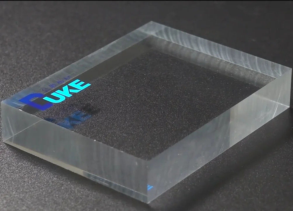 버진 MMA 캐스트 아크릴 시트 미쓰비시 등급 92% 투과율 고투명 맞춤형 사이즈 절단